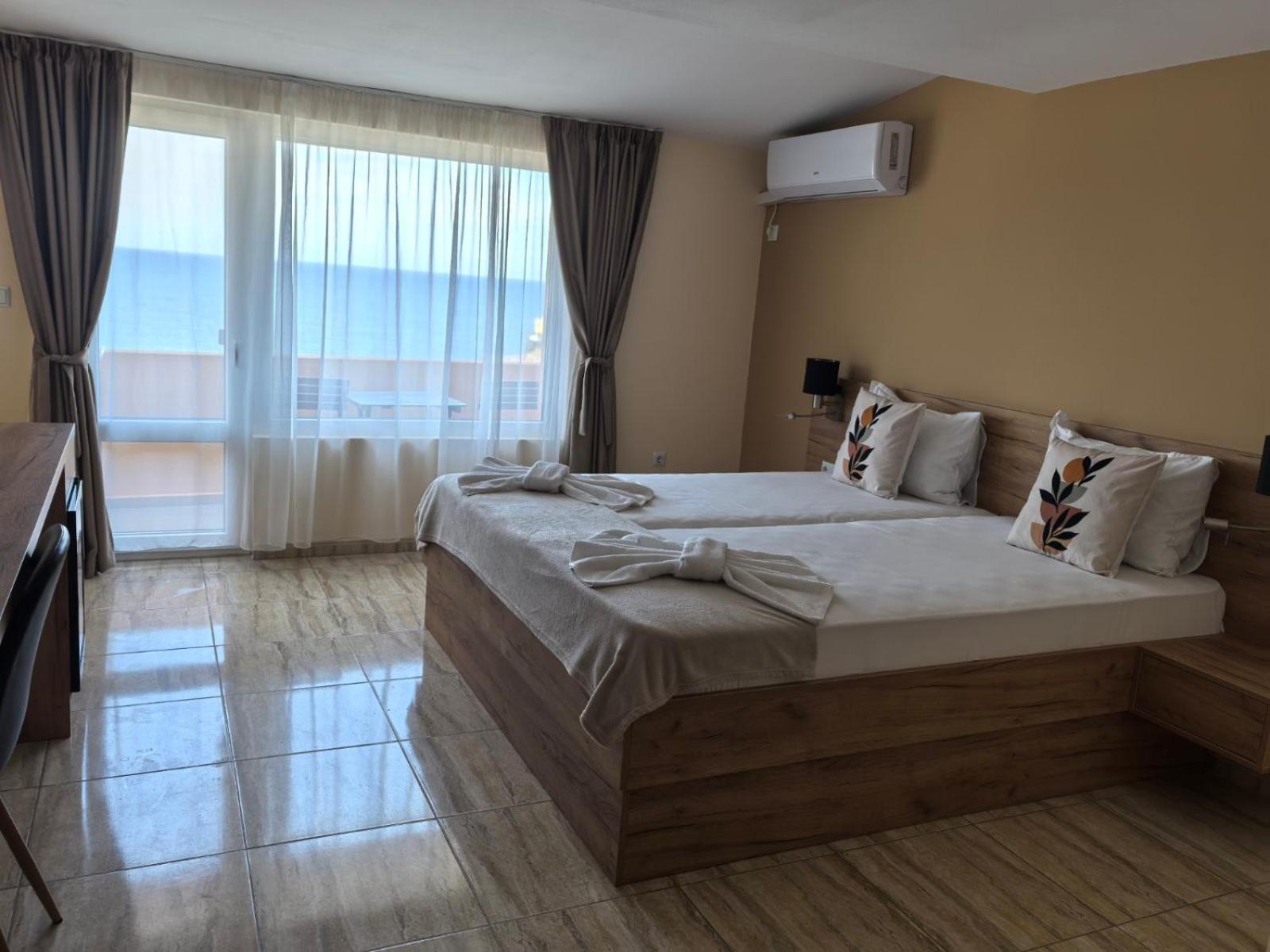 Family Hotel Alfa Vita Созополь Экстерьер фото